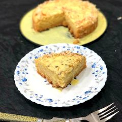 A picture of Rabdi Malai cake.