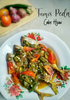 Foto resep Tumis Ikan Asin Peda Cabe Hijau