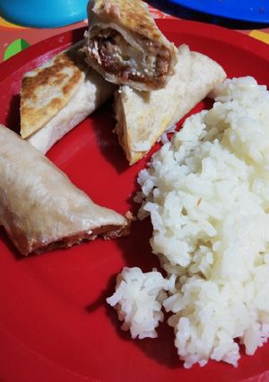 Una foto de Burritos de atún con queso 🌯