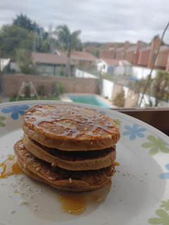 Una foto de Hotcakes/Panqueques de harina integral y banana