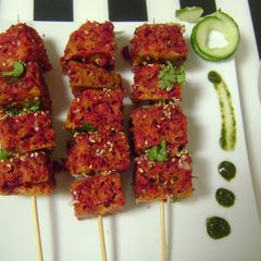 A picture of Healthy Beetroot Dhokla.