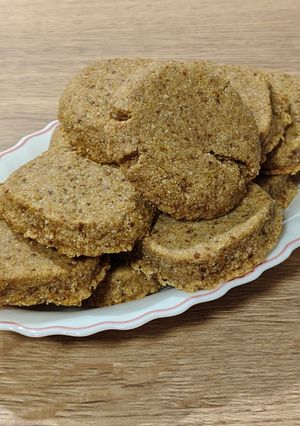 Una foto de Mantecados de polenta y almendra
