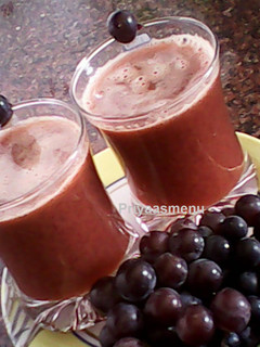 திராட்சை சாறு செய்முறை முக்கிய புகைப்படம்
