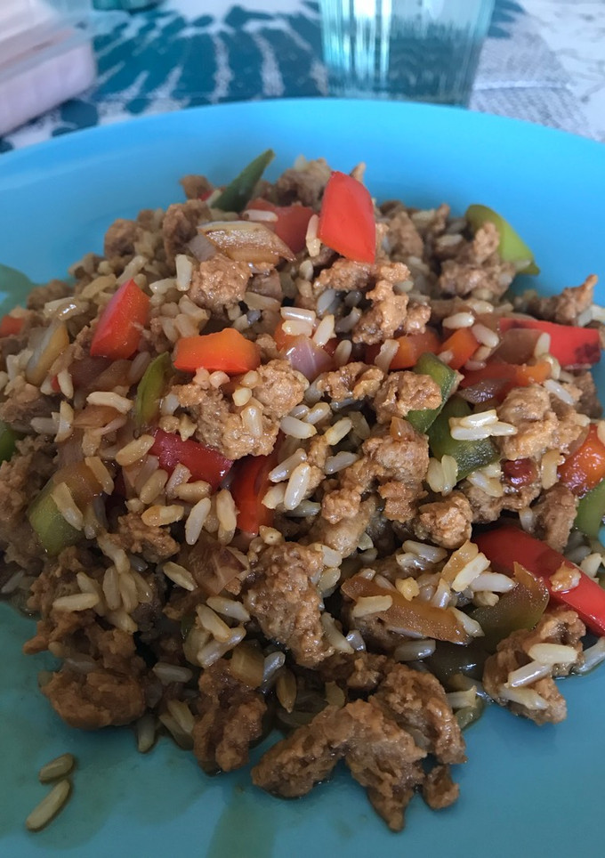 Una foto de Soja texturizada con arroz integral y verduras
