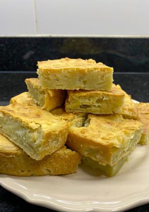 Una foto de Torta de manzana apta bebés +6M