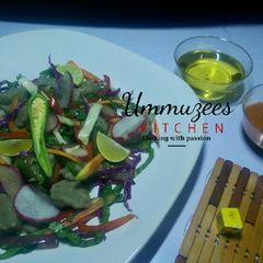 A picture of Danwake with stir-fry salad.