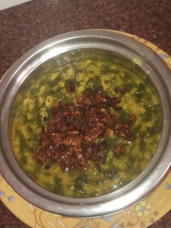 பாலக் கீரை கூட்டு(Palak Spinach kootu recipe in Tamil) செய்முறை முக்கிய புகைப்படம்