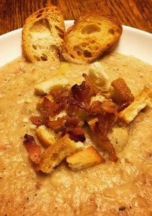 A picture of Bacon Potato Leek Soup.
