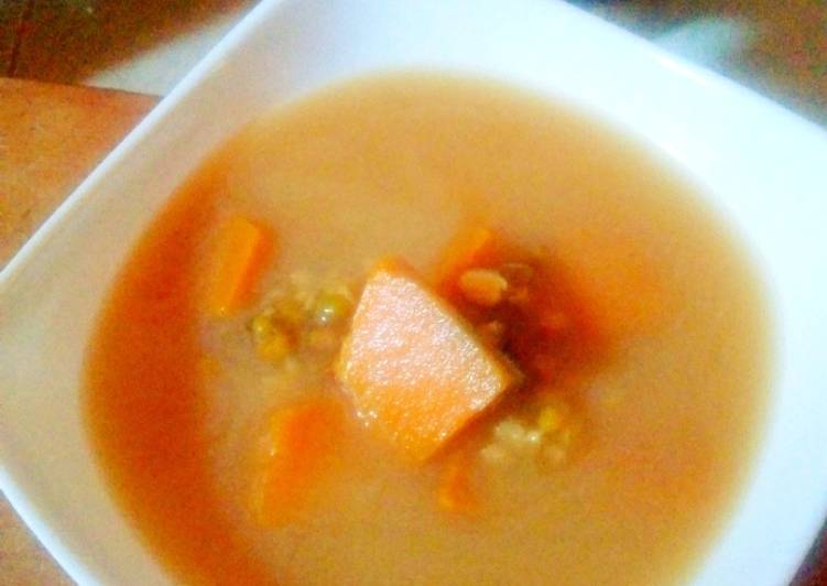 Kolak kacang ijo waluh no santan