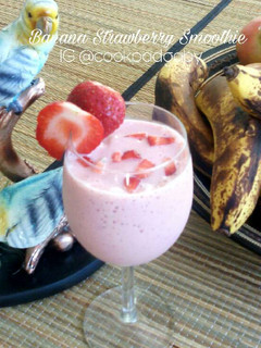 Foto resep Banana Strawberry Smoothie