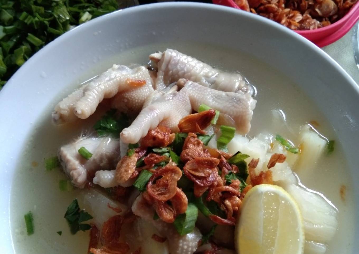 Sop singkong ceker