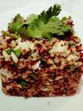 Ensalada de quinoa bicolor con vegetales y pollo