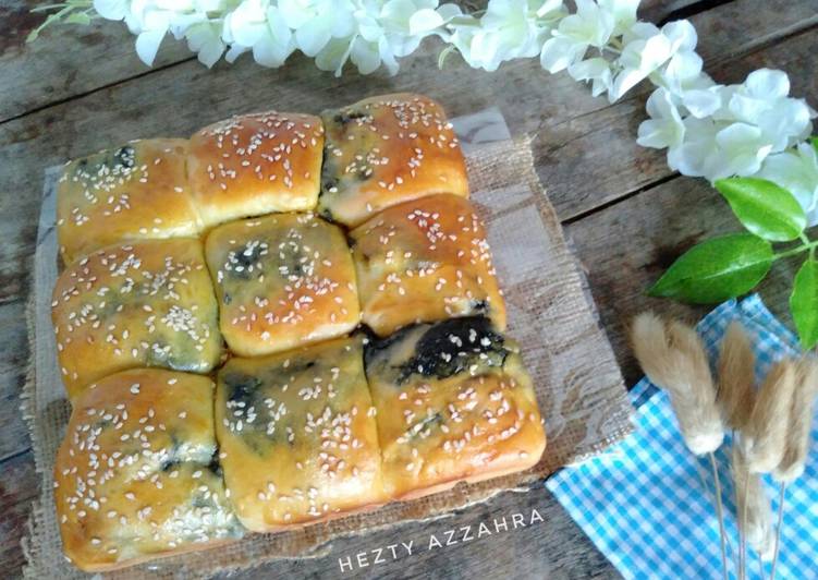 Bahan-bahan Roti sobek lembut (simple no ulen) yang lezat dan Mudah Dibuat