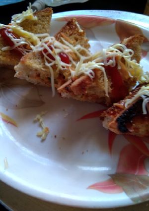 A picture of Veg Mayo toast.