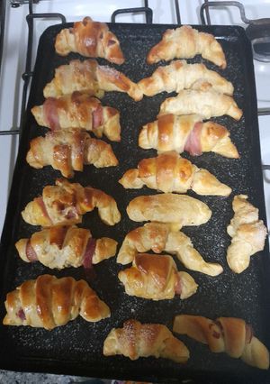 Una foto de Arrolladitos de jamón y queso...y yo le puse fetas de panceta !!