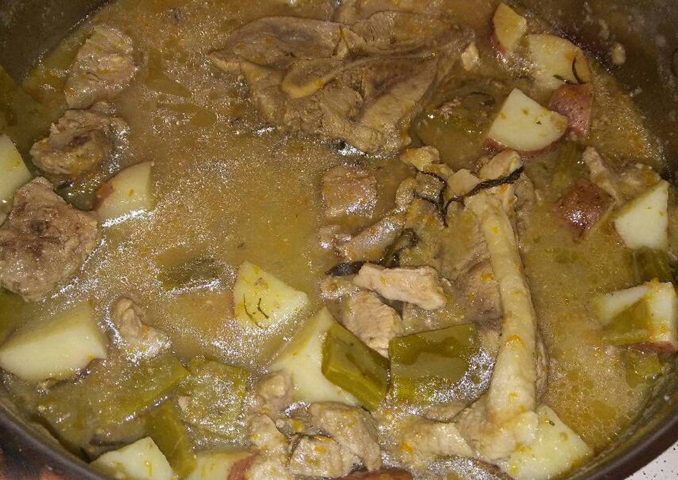 Salsa de Puerco con Nopales