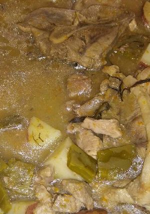 Una foto de Salsa de Puerco con Nopales