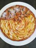 Crostata con frolla al miele e timo con confettura di albicocche