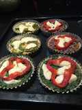 Tartas individuales variadas con semillas y verduras