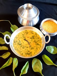 মুগ পালং রেসিপির প্রধান ছবি