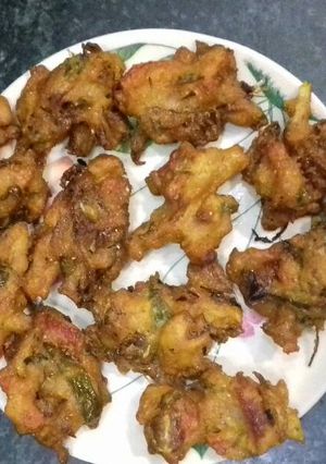 A picture of Makke ka veg pakode.