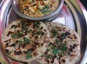 A picture of naan paneer