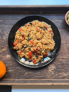Una foto de Arroz ahumado con verduras asadas (receta vegana)