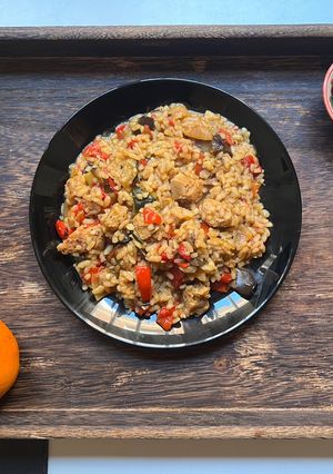 Una foto de Arroz ahumado con verduras asadas (receta vegana)