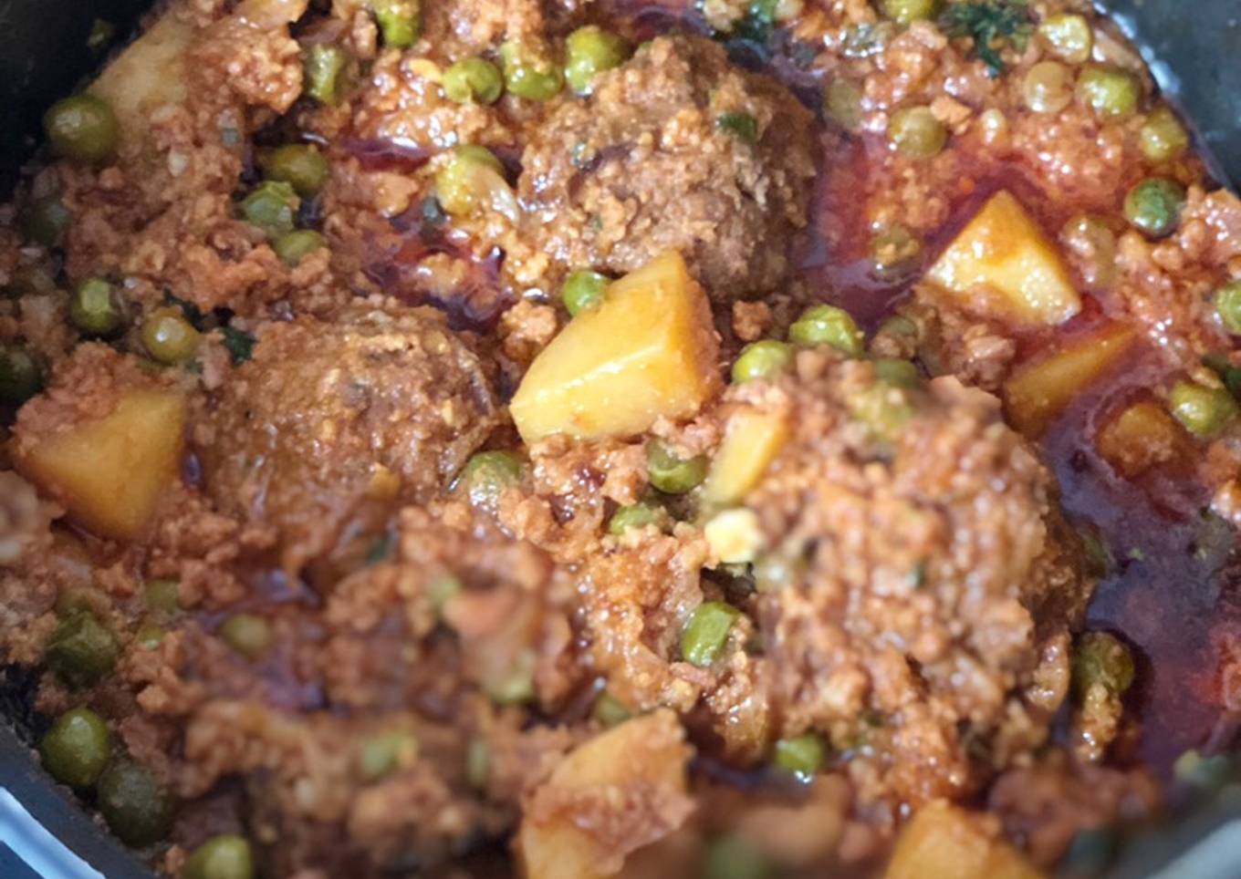 Aloo keema matar