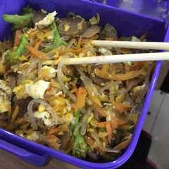 Shirataki goreng রেসিপির প্রধান ছবি