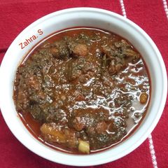 A picture of Palak Gosht.
