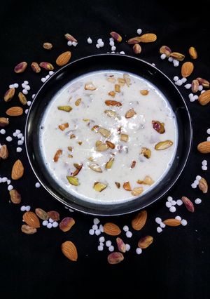 साबुदाना खीर (Sabudana Kheer recipe in Hindi) रेसिपी मुख्य फोटो