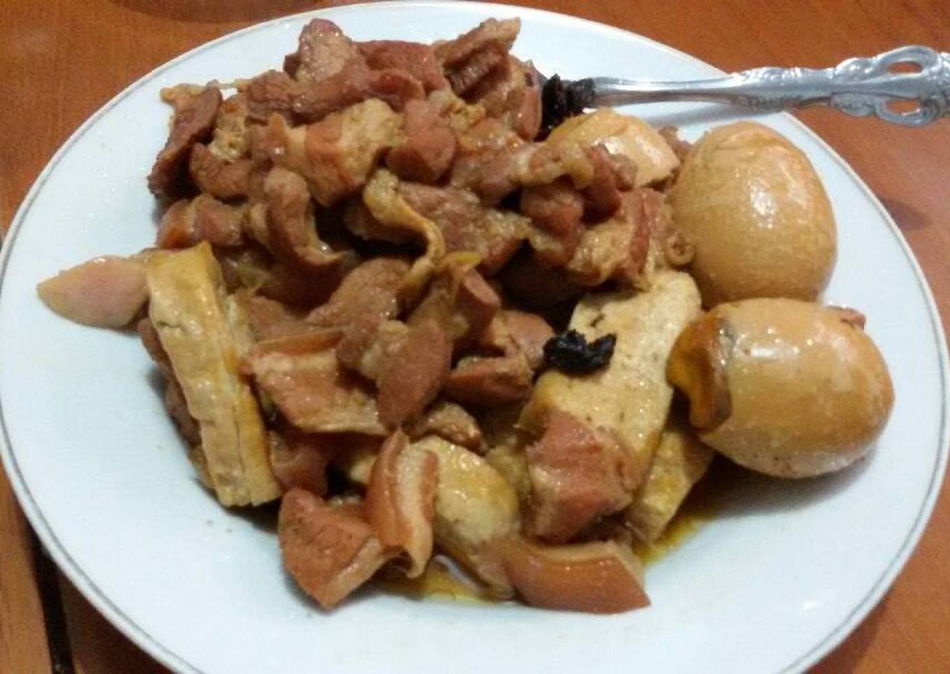 Babi Cin berkuah dan kering
