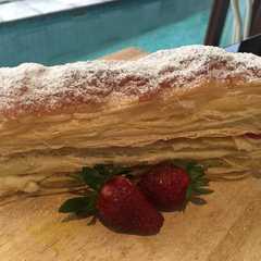 รูปของ Strawberry custard pastry