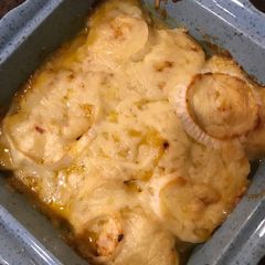 A picture of White Cheddar Scalloped Potatoes.