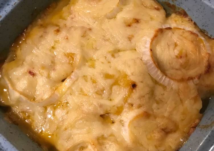 Recipe of Quick White Cheddar Scalloped Potatoes