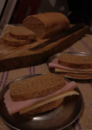 Una foto de Pan de molde 100% integral