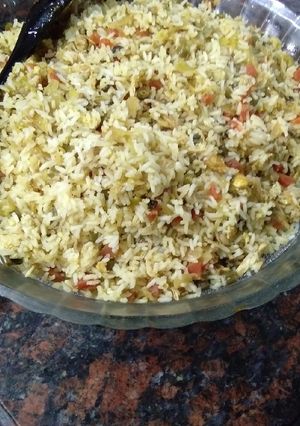 A picture of Chinese fried rice.