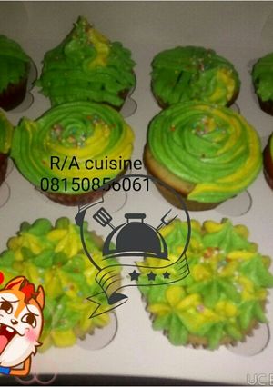 Vanilla cupcakes ainihin hoton girkin
