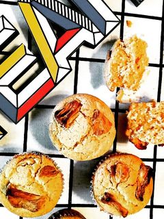 Una foto de Muffins de piña, coco y jengibre
