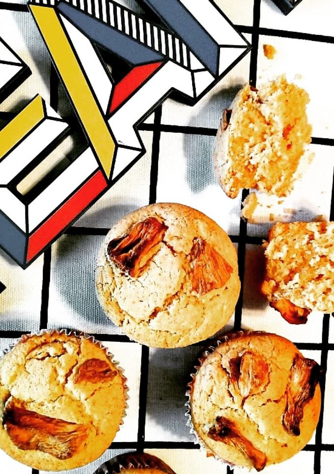 Una foto de Muffins de piña, coco y jengibre