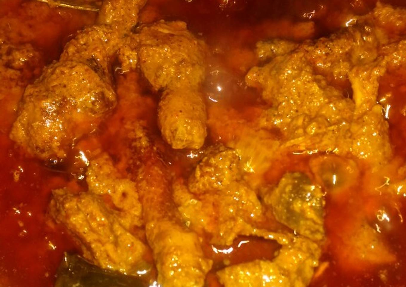 Rendang ayam merah