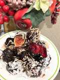 Cherry và Fig nhúng Chocolate