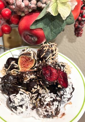 A picture of Chocolate-Dipped Cherries and Figs.