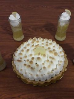 Una foto de Lemon pie 2 versiones clásico Y en vasos 🍋🥧👩🏻🍳