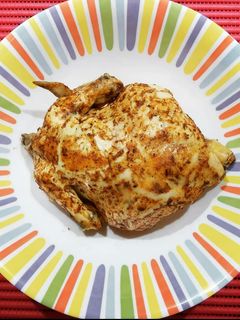 Una foto de Pollo picantón en Olla GM