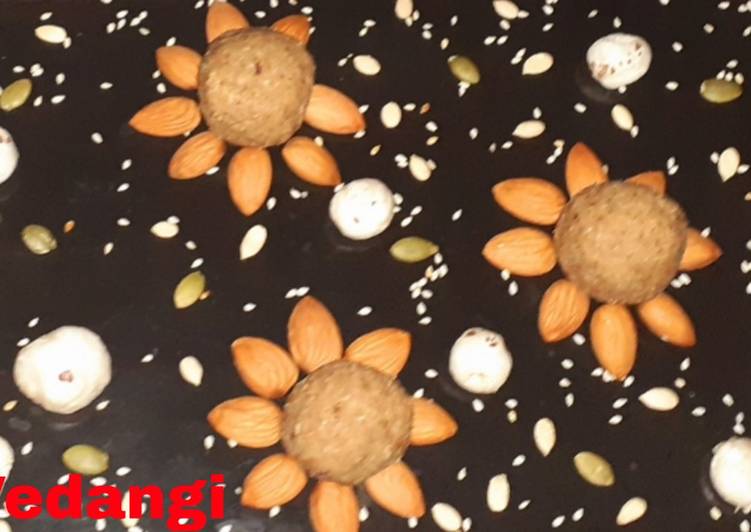 Simple Way to Make Any-night-of-the-week Oats Ladoo
