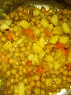 Una foto de Garbanzos Guisados #familiar