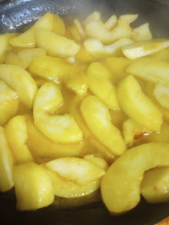 A picture of Butter Fried Apples.