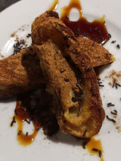 Una foto de Torrijas de croissant